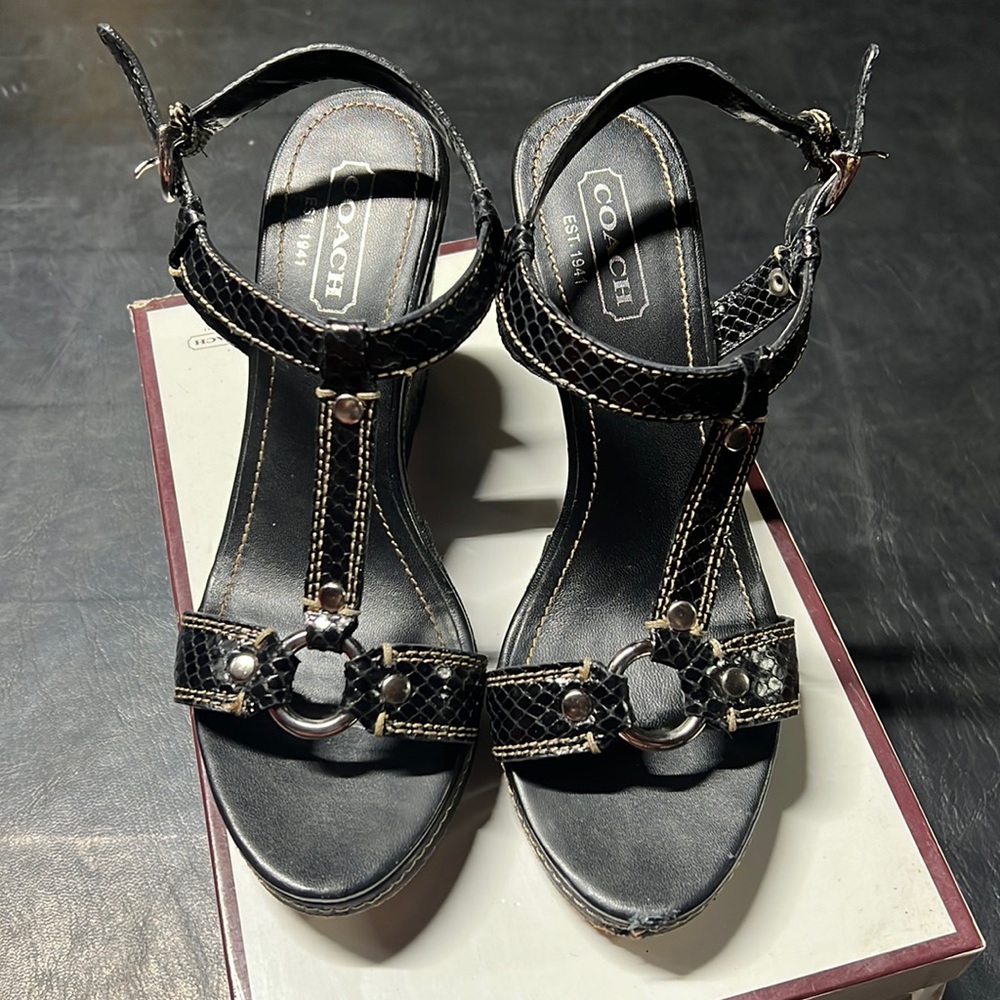 COACH MARYALICE PYTHON size 7